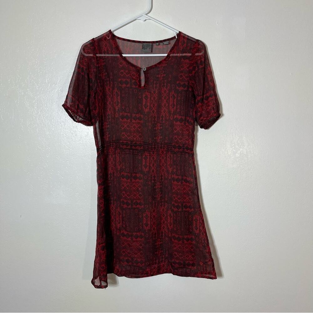 Southern Thread, Sheer Dress. Size Small. In excellent condition!